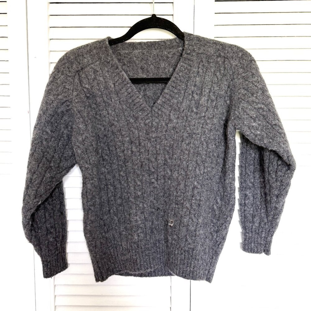 Vintage Grey Pure Wool Sweater, Warm & Timeless V-Neck